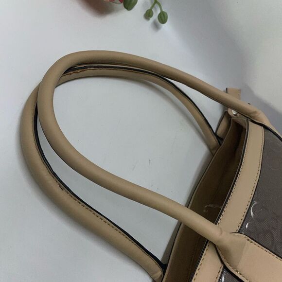 Guesss Newbel Taupe Tote - Picture 7 of 10